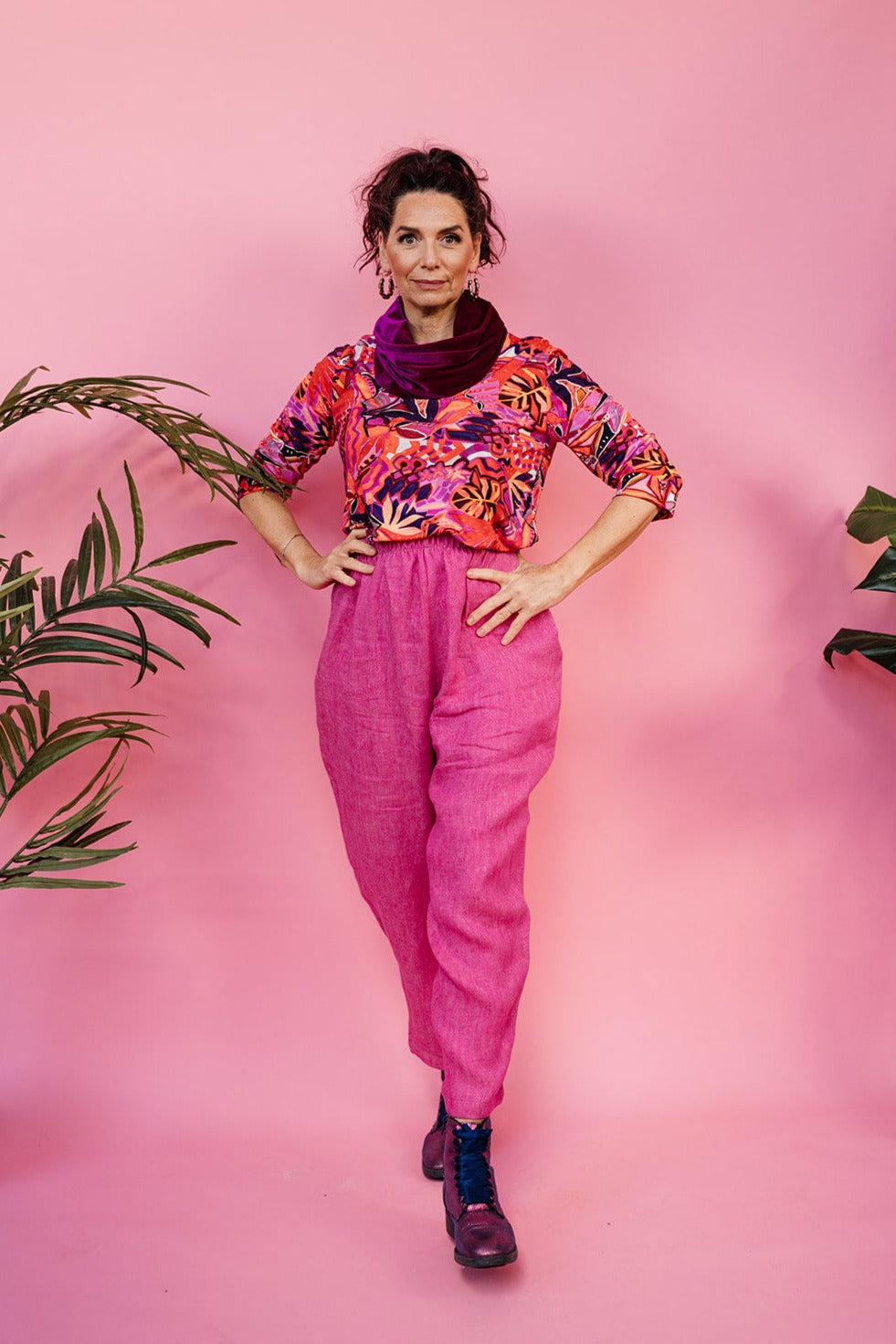 3/4 Sleeve Top in Red Abstract Garden