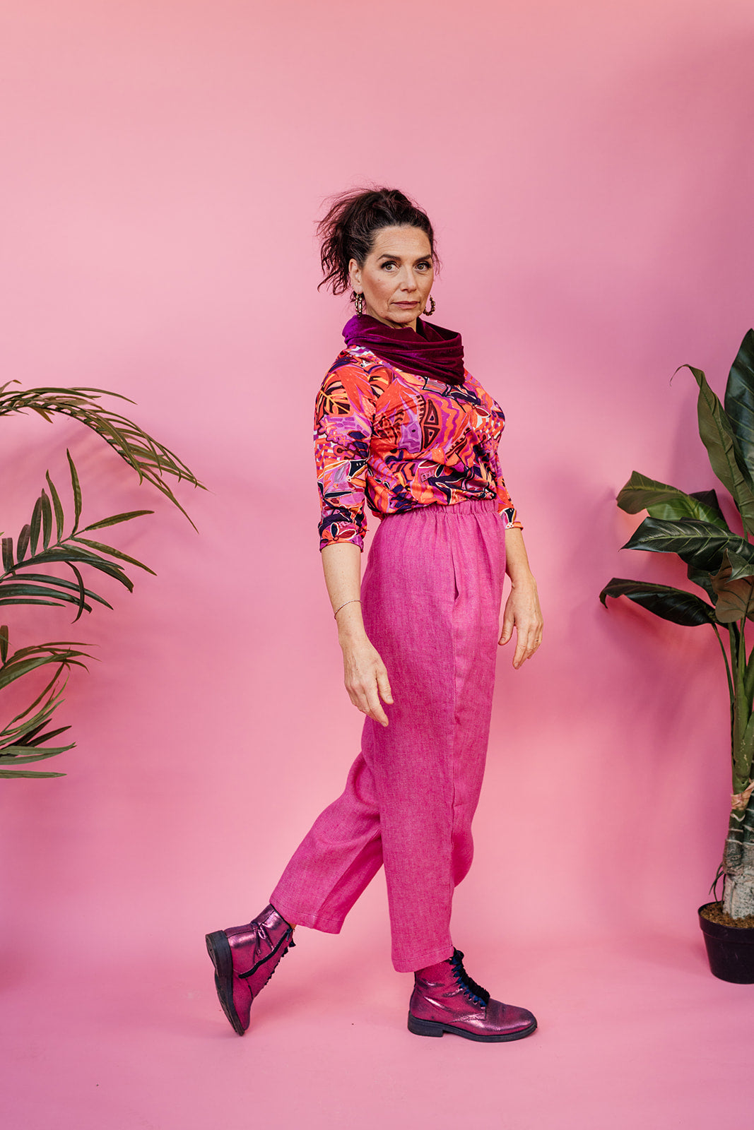 3/4 Sleeve Top in Red Abstract Garden
