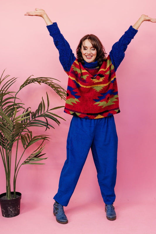 Knitted Pullover in Red Aztec