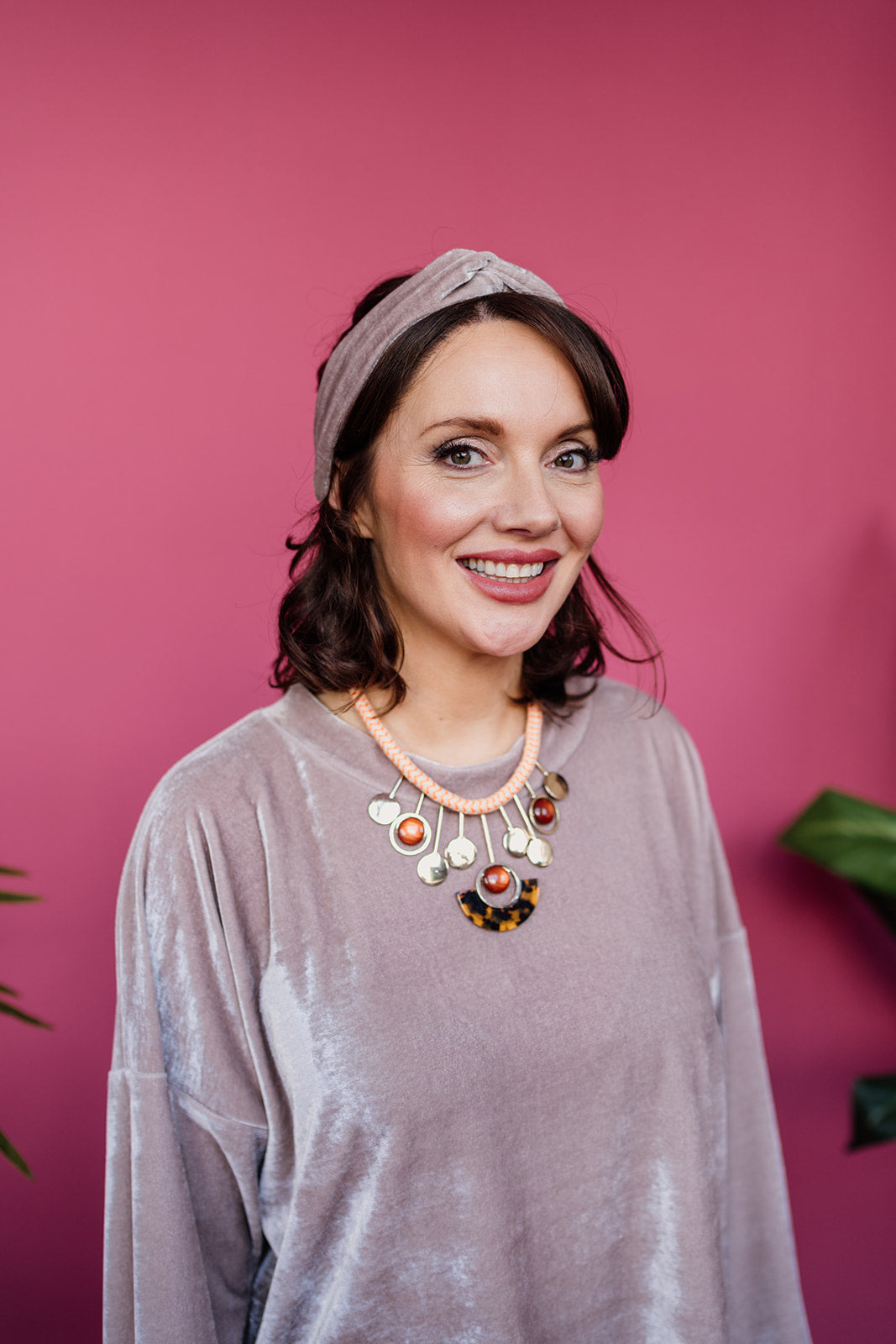 Velvet Headband in Oyster