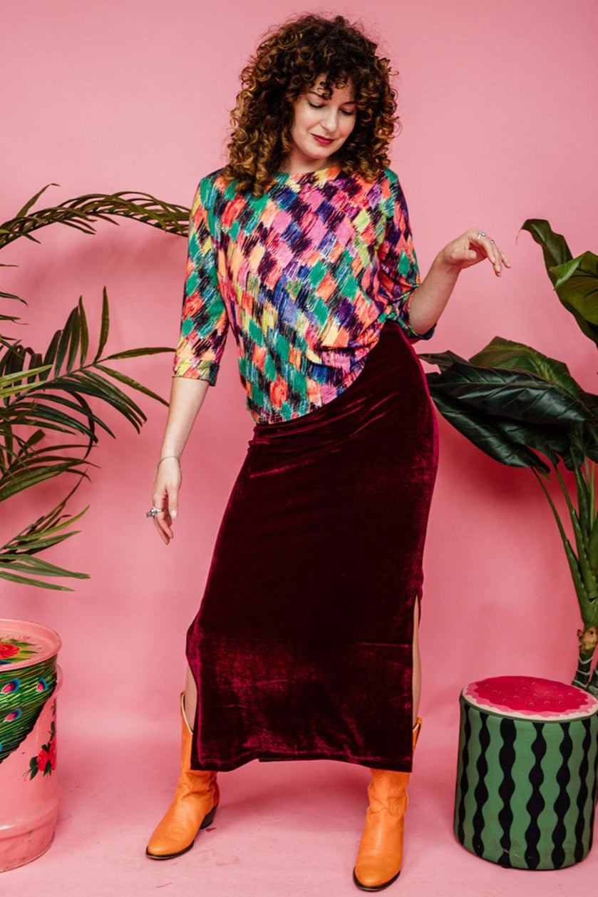 SALE - 3/4 Sleeve Top in Rainbow Sketch Print M