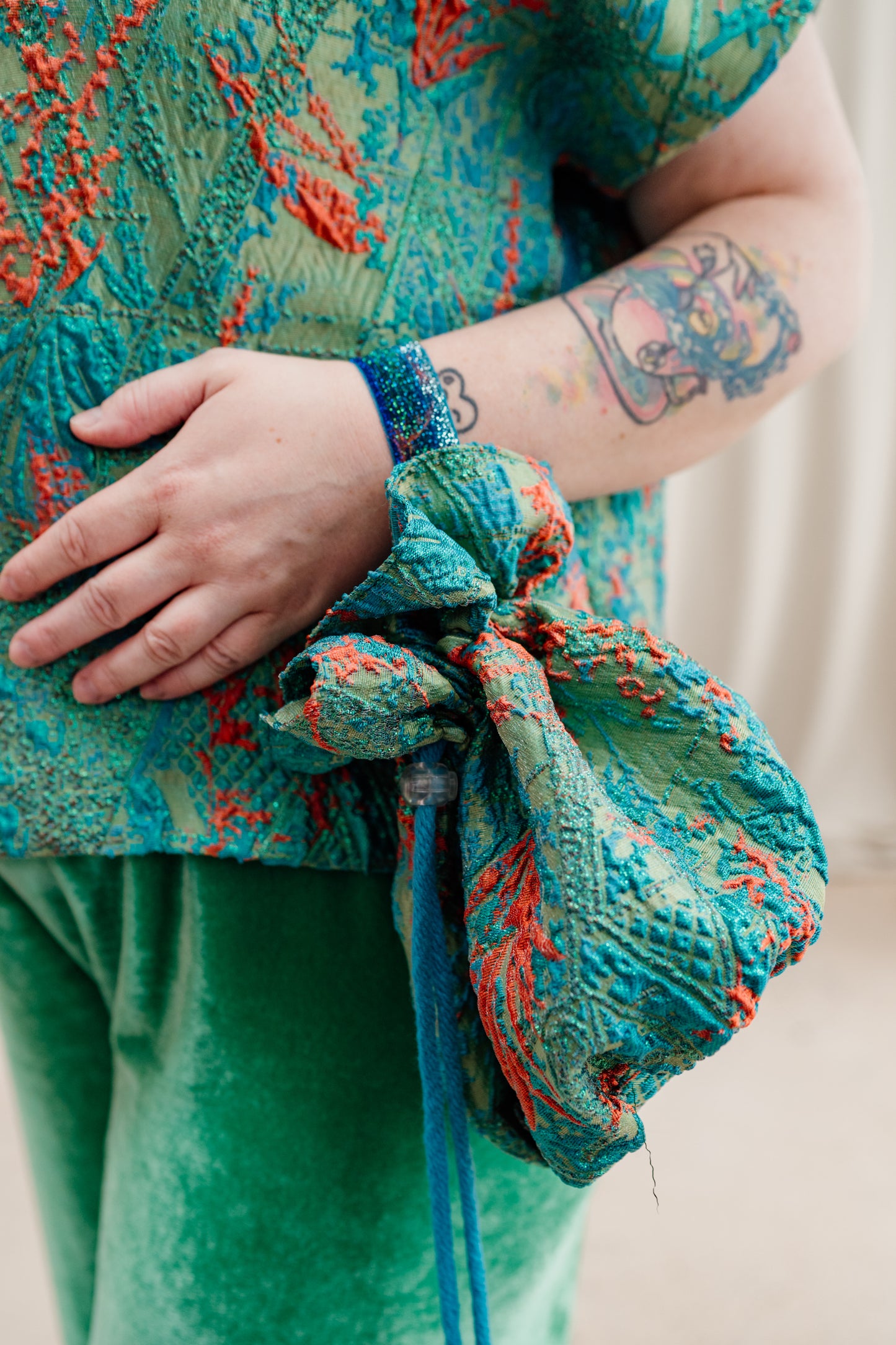 Bucket Bag in Green Paradise