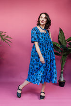 Load image into Gallery viewer, Smock Dress in Blue Ladies