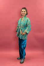 Load image into Gallery viewer, Kimono Jacket in Green Paradise