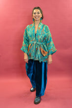 Load image into Gallery viewer, Kimono Jacket in Green Paradise