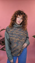 Load image into Gallery viewer, Knitted Pullover in Grey Speckle