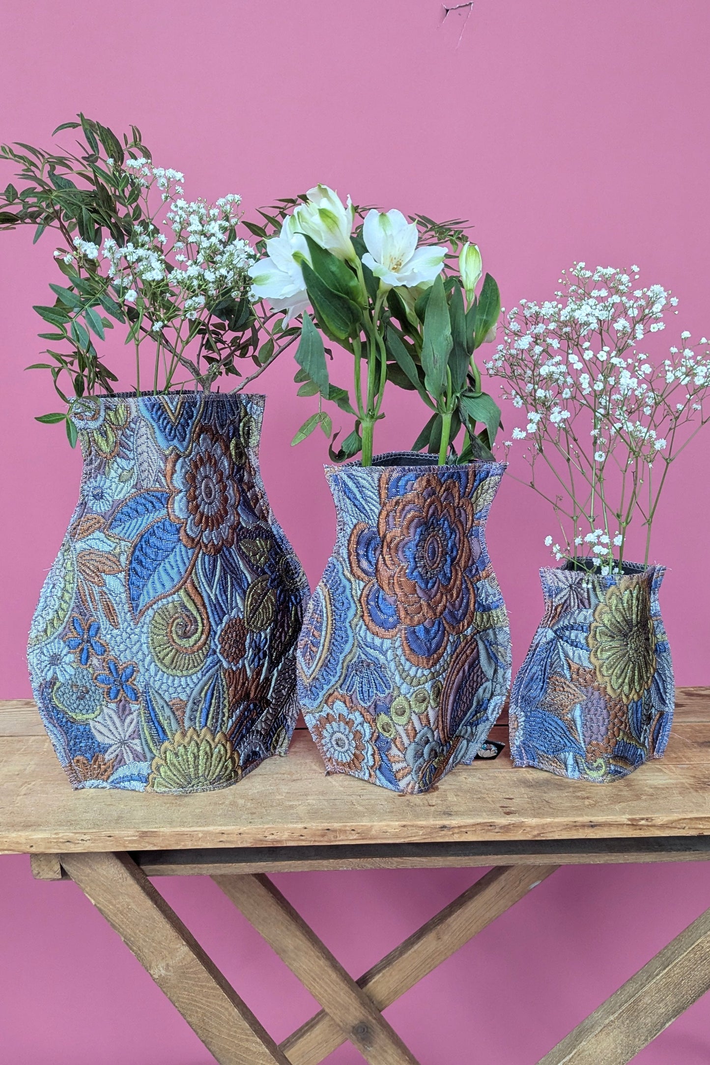 Pop Up Vase in Art Deco Floral Fantasy