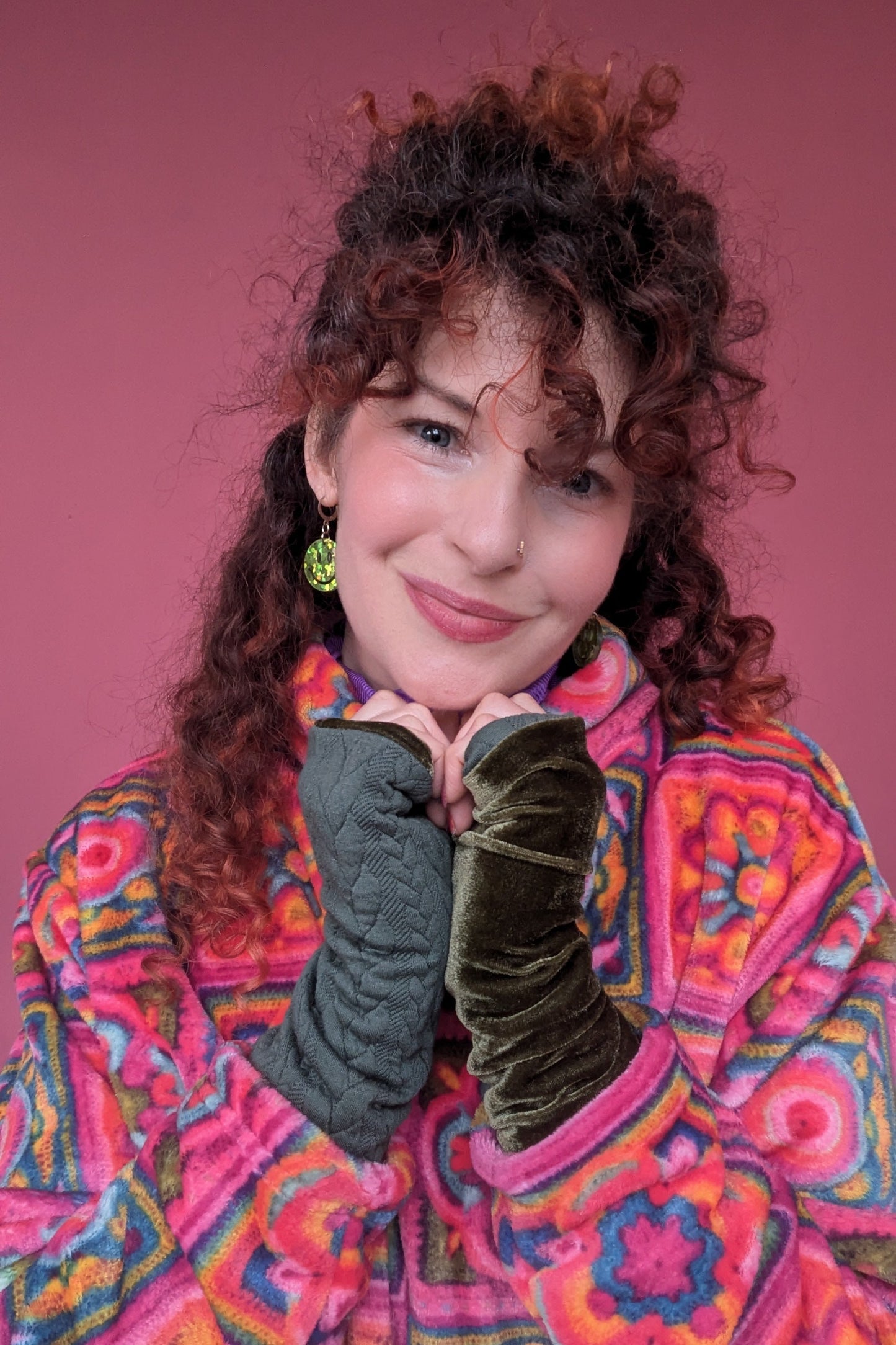 Reversible Hand Warmers in Khaki Dark Olive