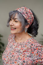 Load image into Gallery viewer, Jersey Snood in Rust Floral