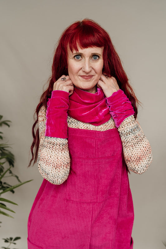 Velvet Cowl and Wrist Warmers Set in Bright Pink